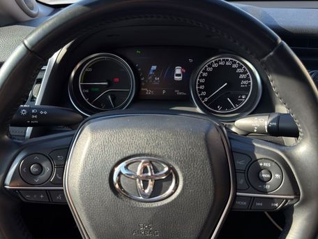 Toyota Camry, 2019 — 照片 5