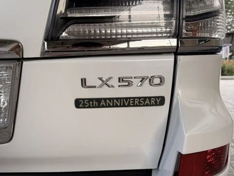 Lexus LX, 2015 — фото 7