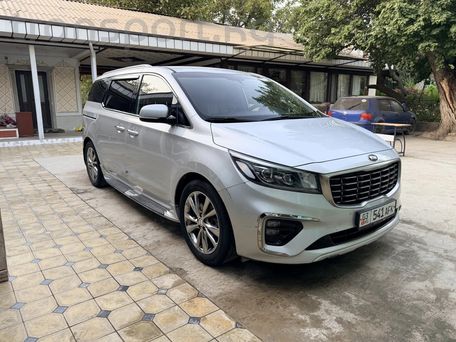 Kia Carnival, 2018 — фото 1