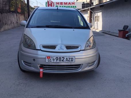 Mitsubishi Colt, 2003 — 照片 1