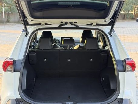Toyota RAV4, 2022 — сүрөт 12