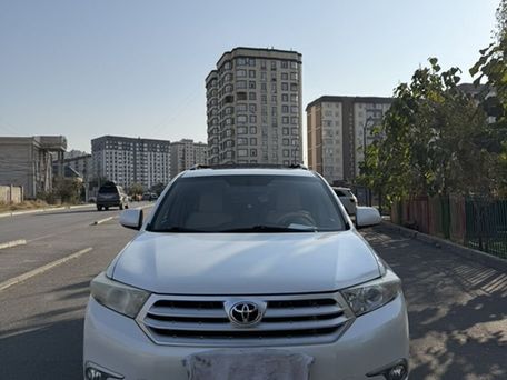 Toyota Highlander, 2012 — сүрөт 1