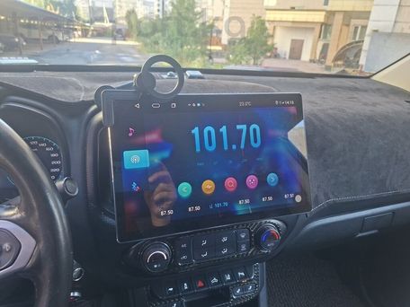 Chevrolet Colorado, 2019 — photo 12