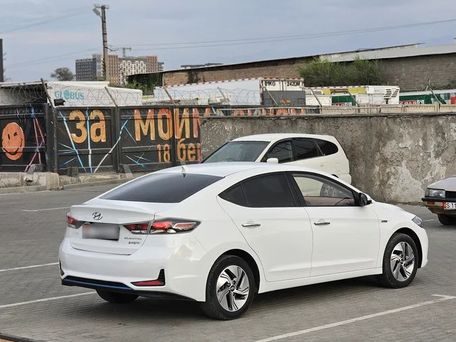 Hyundai Elantra, 2020 — фото 5