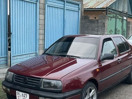 Volkswagen Vento, 1992 — фото 1