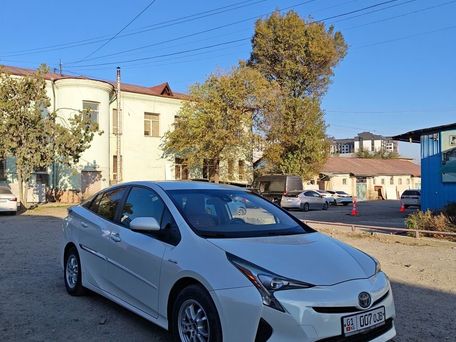 Toyota Prius, 2017 — сүрөт 2