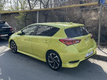 Toyota Auris, 2016