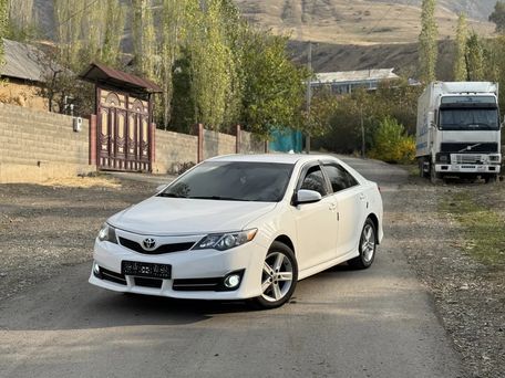 Toyota Camry, 2012 — сүрөт 1