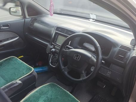 Honda Stream, 2002 — 照片 3