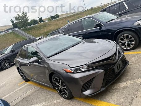 Toyota Camry, 2020 — фото 1