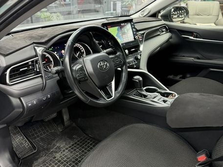 Toyota Camry, 2021 — 照片 6