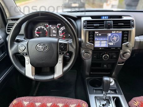 Toyota 4Runner, 2019 — photo 5