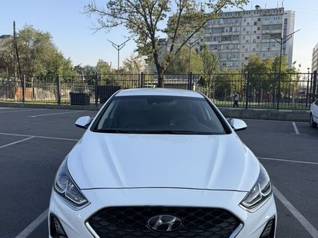 Hyundai Sonata, 2020 — фото 1