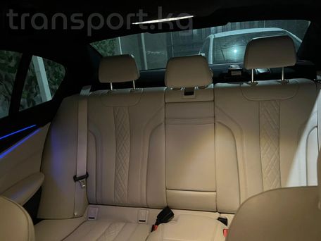 BMW 5 Series, 2019 — photo 7