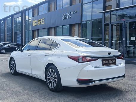 Lexus ES, 2022 — photo 5