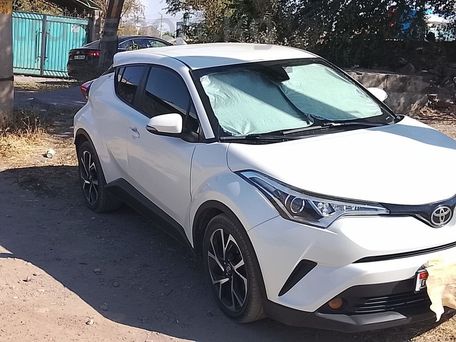 Toyota C-HR, 2018