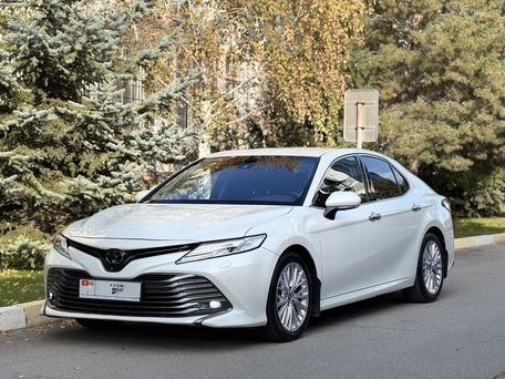 Toyota Camry, 2019 — сүрөт 1