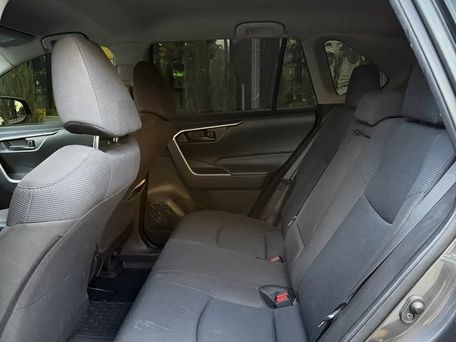 Toyota RAV4, 2019 — фото 10