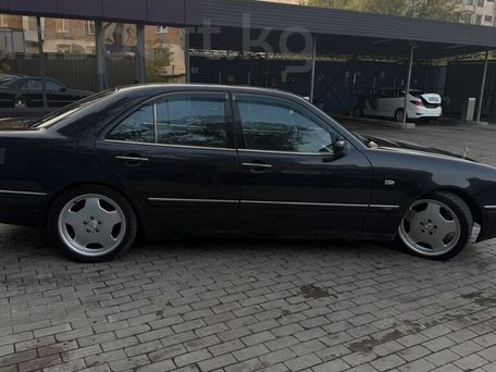 Mercedes-Benz E-Class, 1999 — photo 2
