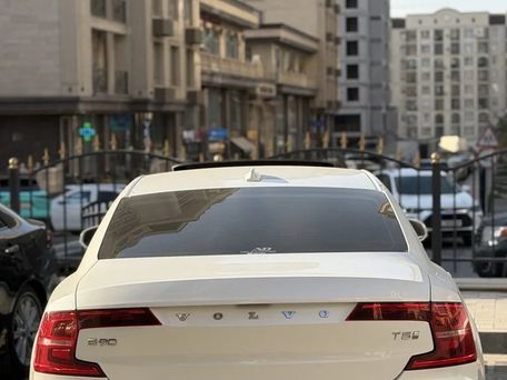 Volvo S90, 2019 — photo 1