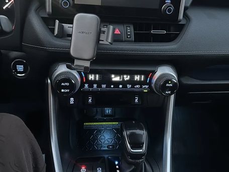 Toyota RAV4, 2020 — photo 12