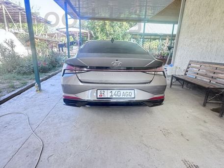 Hyundai Elantra, 2020 — 照片 2