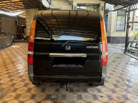 Honda Stepwgn, 2001 — photo 3