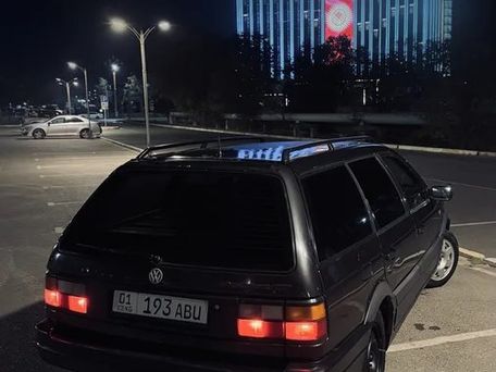 Volkswagen Passat, 1992 — photo 4