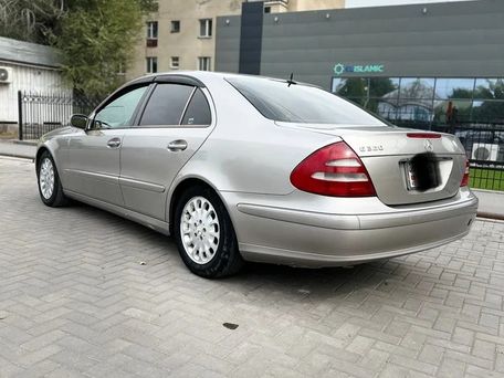 Mercedes-Benz E-Класс, 2003 — фото 4