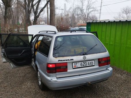 Volkswagen Passat, 1996 — 照片 3