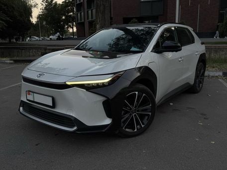 Toyota bZ4X, 2022 — 照片 3