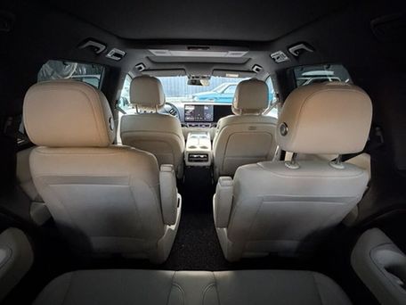 Li Auto (Lixiang) L9, 2023 — photo 16