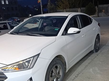 Hyundai Elantra, 2019 — photo 2