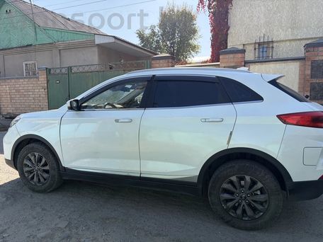 Weltmeister EX5, 2020 — photo 4