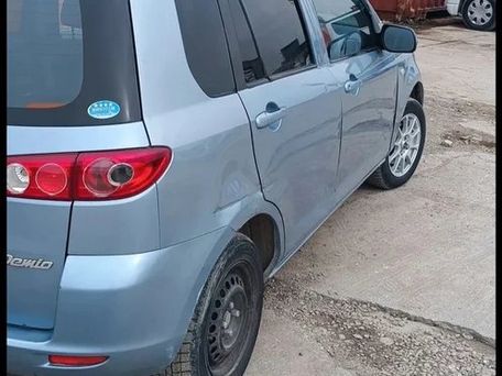 Mazda Demio, 2003 — 照片 5