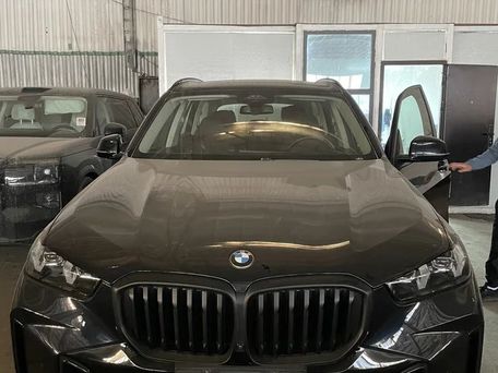 BMW X5, 2025 — photo 1