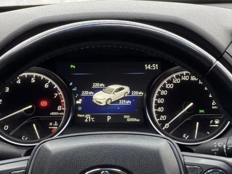 Toyota Camry, 2019 — photo 3