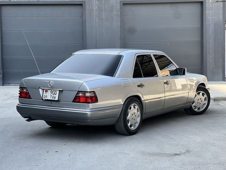 Mercedes-Benz E-Класс, 1995 — photo 2