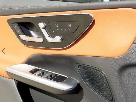 Mercedes-Benz GLC, 2026 — photo 13