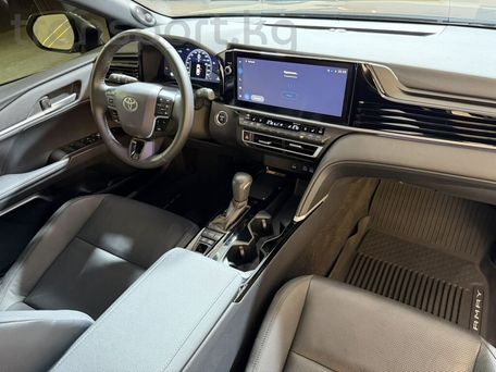 Toyota Camry, 2025 — фото 12