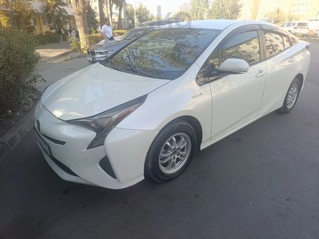 Toyota Prius, 2018 — фото 2