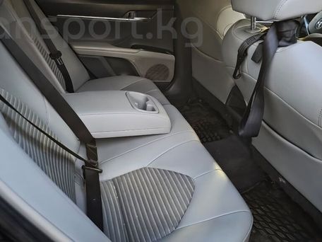 Toyota Camry, 2018 — фото 11
