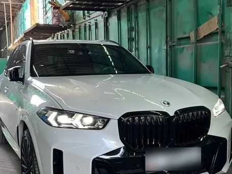 BMW X5, 2023 — photo 1
