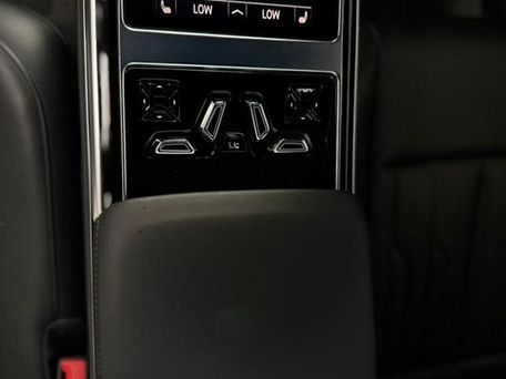 Audi A8, 2021 — 照片 13