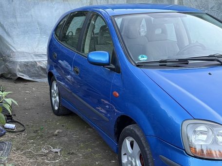 Nissan Almera Tino, 2001 — 照片 4