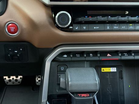 Toyota Tundra, 2022 — 照片 7