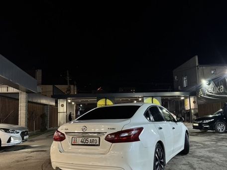 Nissan Altima, 2018 — photo 2