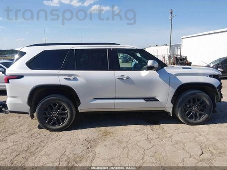 Toyota Sequoia, 2023 — photo 13