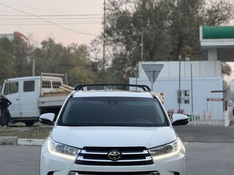 Toyota Highlander, 2018 — photo 1