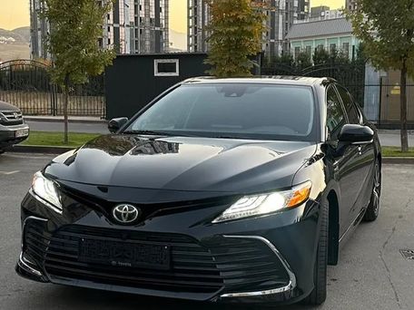 Toyota Camry, 2021 — photo 1